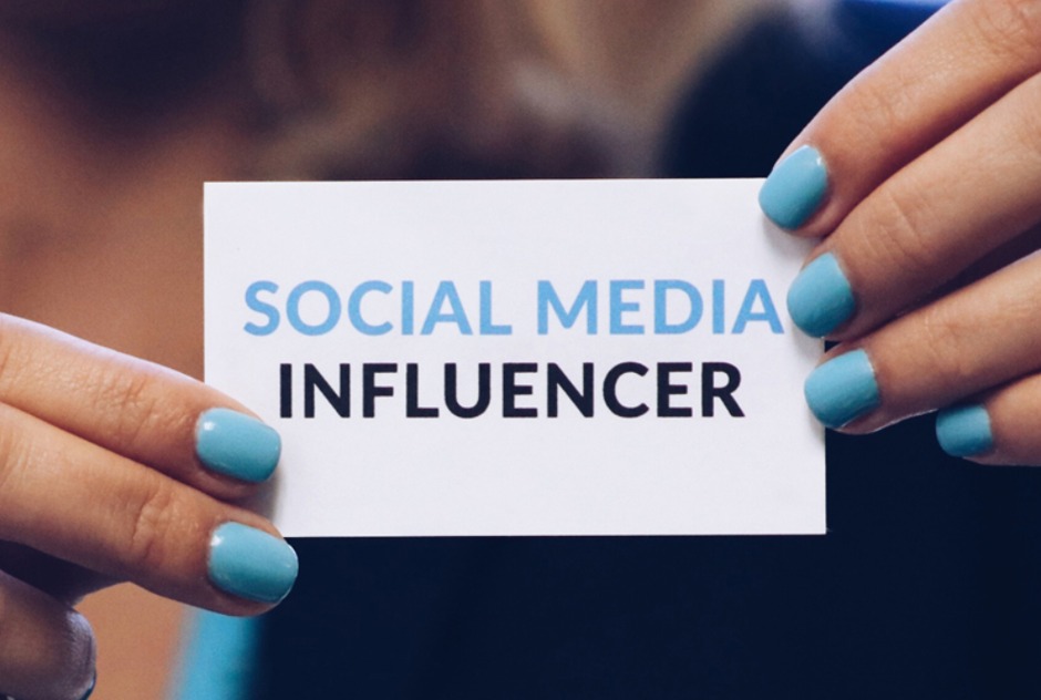Follow these tips to become a social media influencer